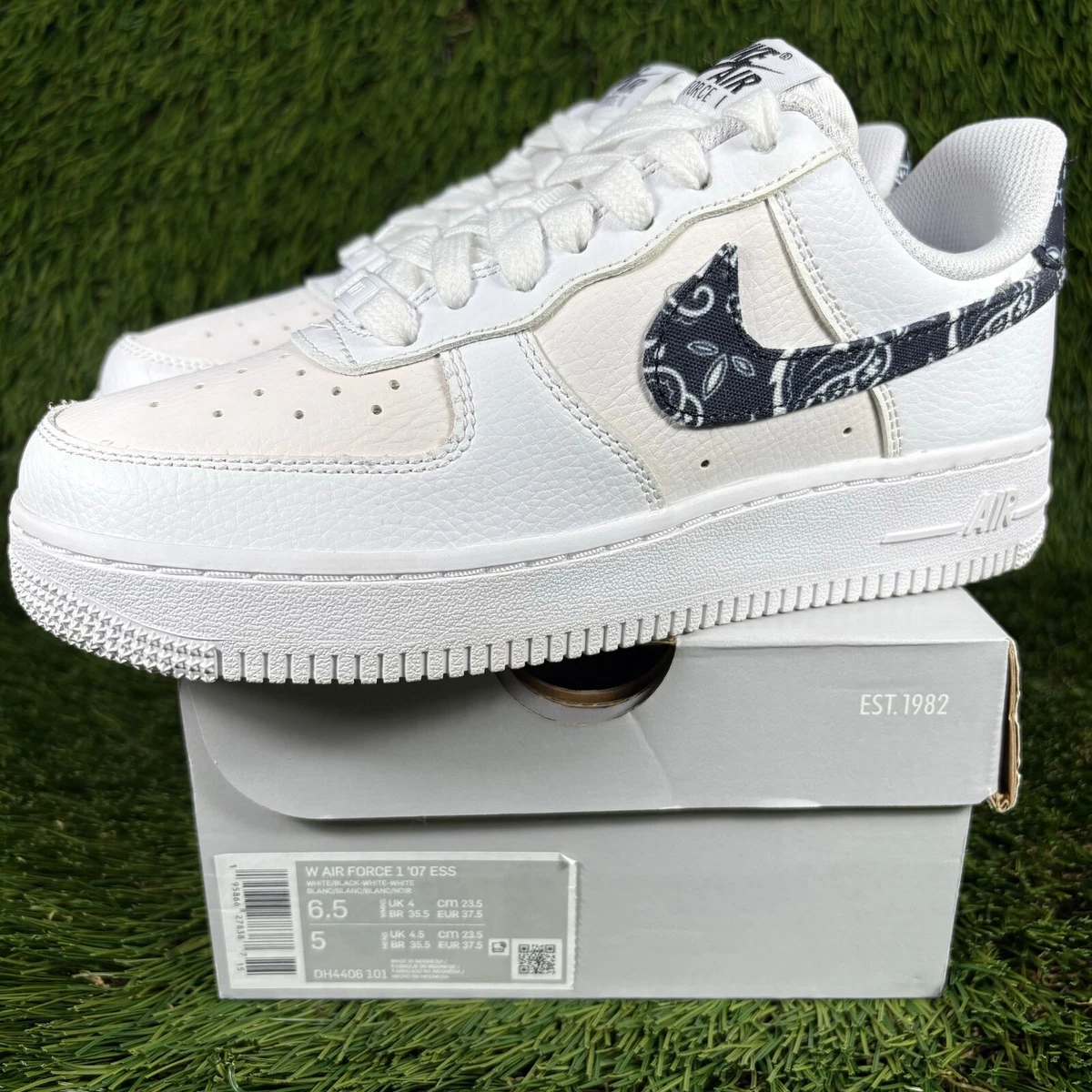 Nike Air Force 1 07 ESS White W for sale | eBay