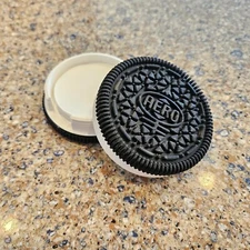 Oreo Style Filter Holder for AeroPress - Cookie Shape Filter Storage Organizer