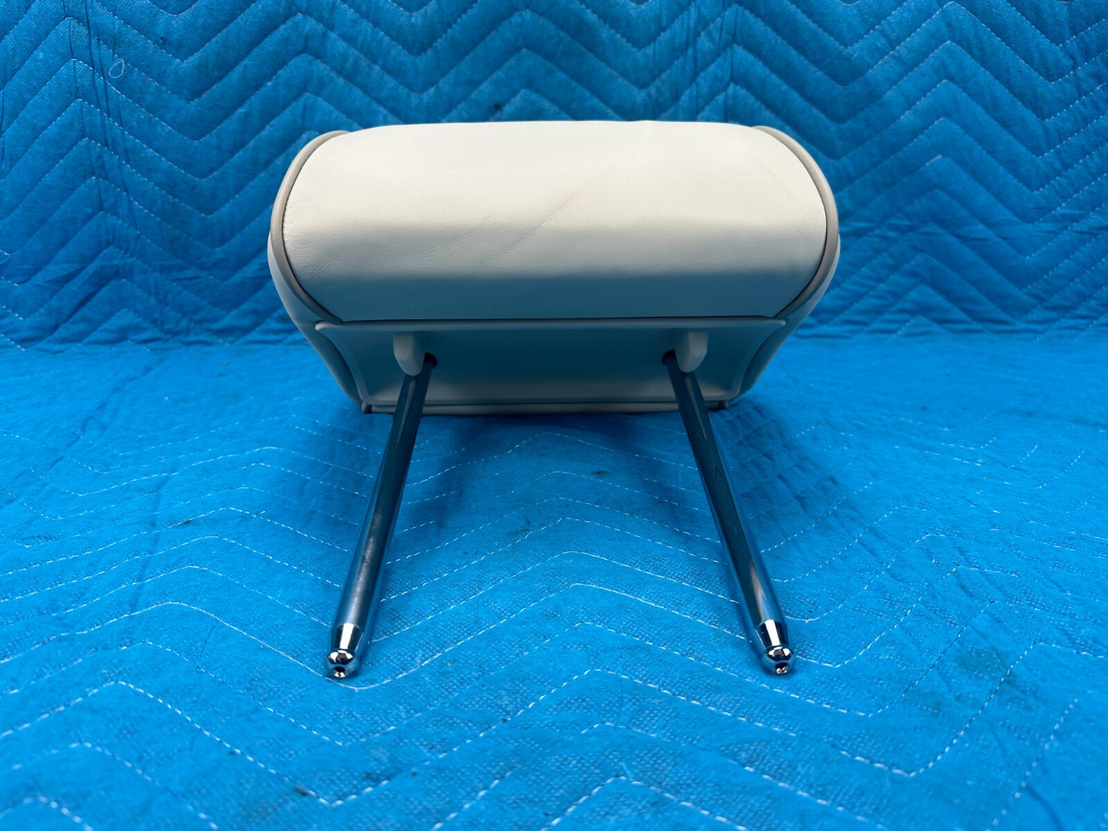 Bentley Continental Flying Spur Rear Seat Headrest RH or LH Ivory 2008-2012 OEM