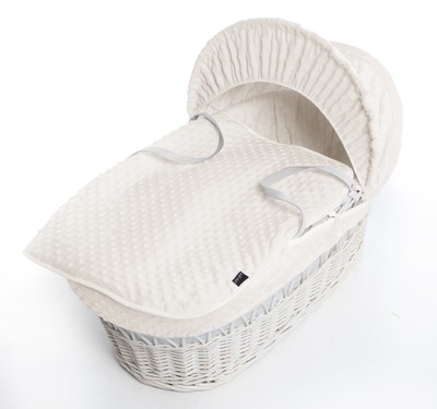 white wicker moses basket uk