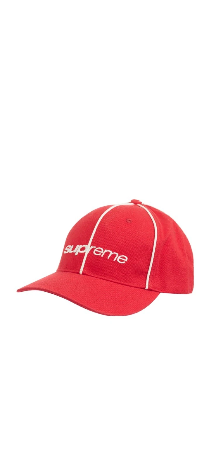 Chapeau Supreme Piping 6 panneaux FW22 neuf dans son sac rouge à la main