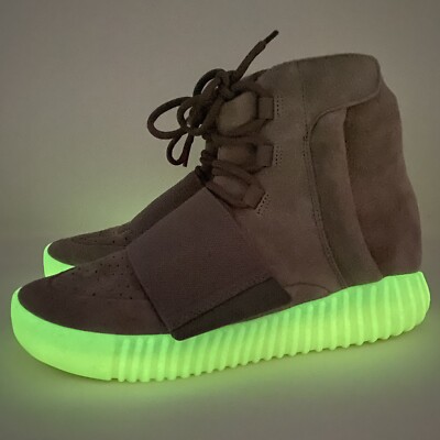 Adidas Yeezy Boost 750 BB1840 Gum Glow In The Dark Sneakers Adidas Yeezy Boost 750 BB1840 Gum Glow In The Dark Sneakers