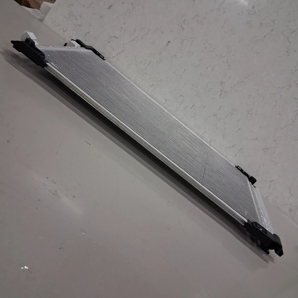Condensador de aire acondicionado refrigeración radiador rendimiento para Toyota Corolla Prius 2016-2022 Foto 4 de 4