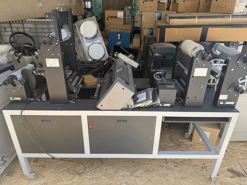Afinia DLF-220L Digital Label Finisher with L801 Printer