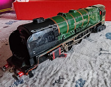 Hornby Dublo 3 Rail Duchess of Montrose 46232 Locomotive - Green