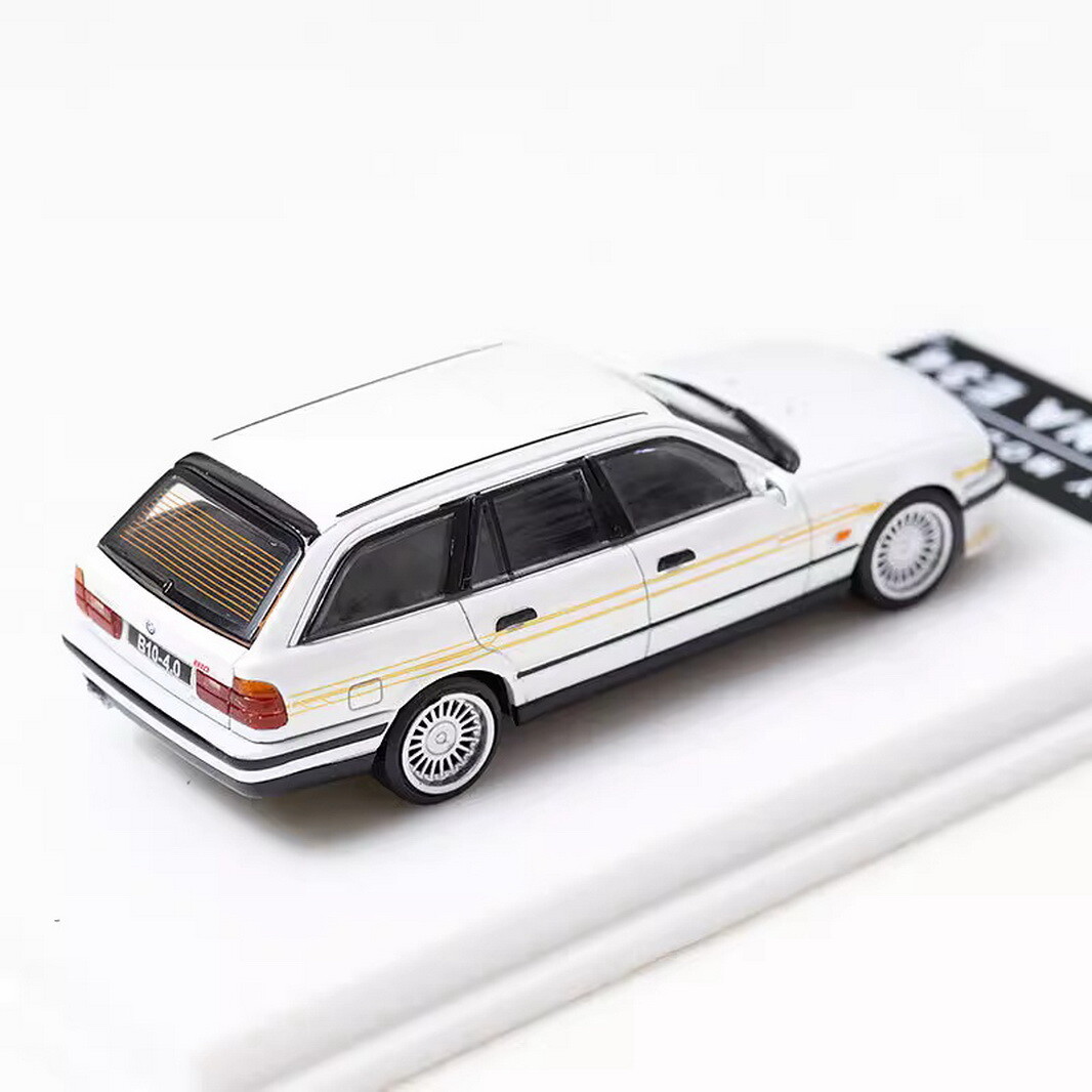 JY Model 1/64 Scale BMW E34 Touring Alpina White Diecast Car