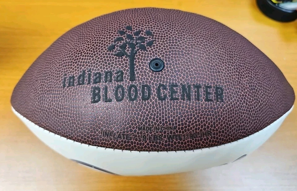 Balón de fútbol americano oficial Wilson The Duke NFL COLTS Anthony Castonzo Foto 4 de 4