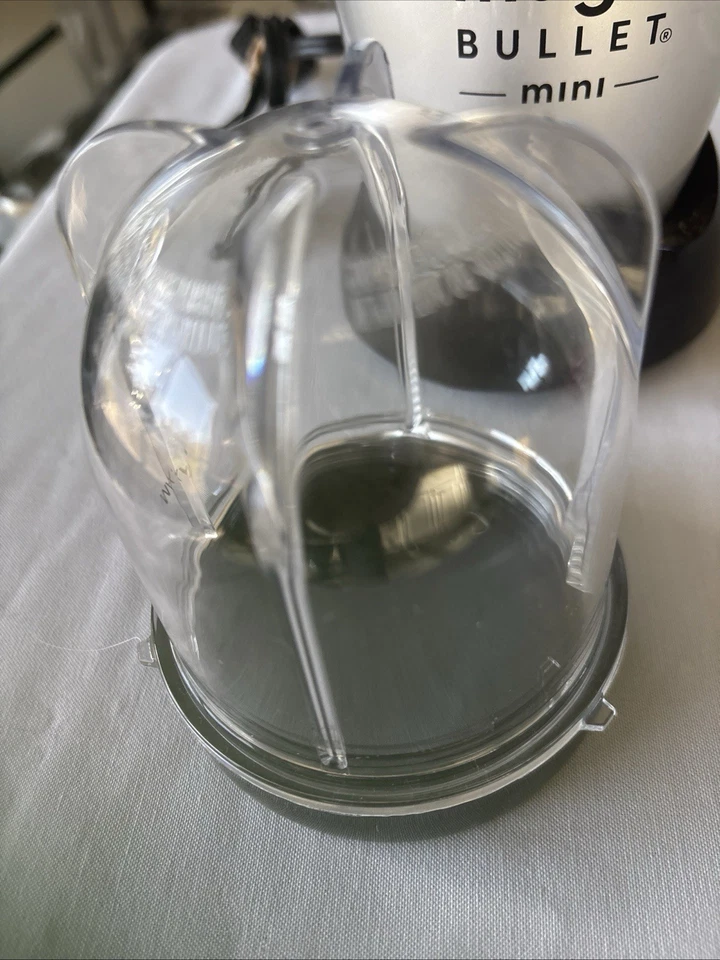 MINI LICUADORA MAGIC BULLET ¡EXCELENTE ESTADO DE FUNCIONAMIENTO! - Imagen 2 de 3