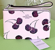 COACH CORNER ZIP WRISTLET LEATHER WITH CHERRY PRINT:NWT CDF05