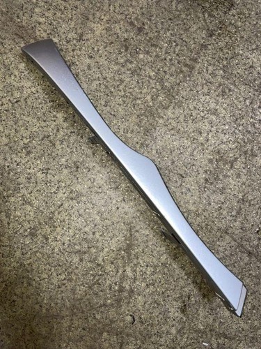 BMW 3 Touring E46 Scheinwerferverkleidung vorne rechts 51137030554 33758733