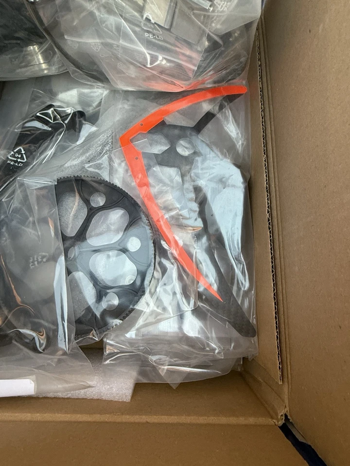 Mikado Logo 700 w/VTX 717 Rotor Blades Combo RC Helicopter Kit New Flybarless - Image 4 of 4