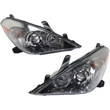 Headlight Set For 2007-2008 Toyota Solara SE SLE Driver & Passenger Side Halogen