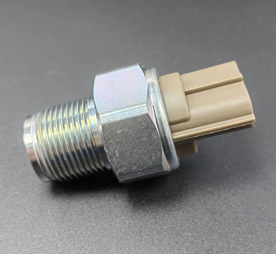 Датчик высокого давления топливной рейки для Isuzu Holden 4HK1 6HK1 6UZ1 6WG1 499000-6131 - Изображение 2 из 3