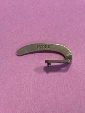 *USED* 131135 SINGER NEEDLE GUARD *FREE SHIPPING*