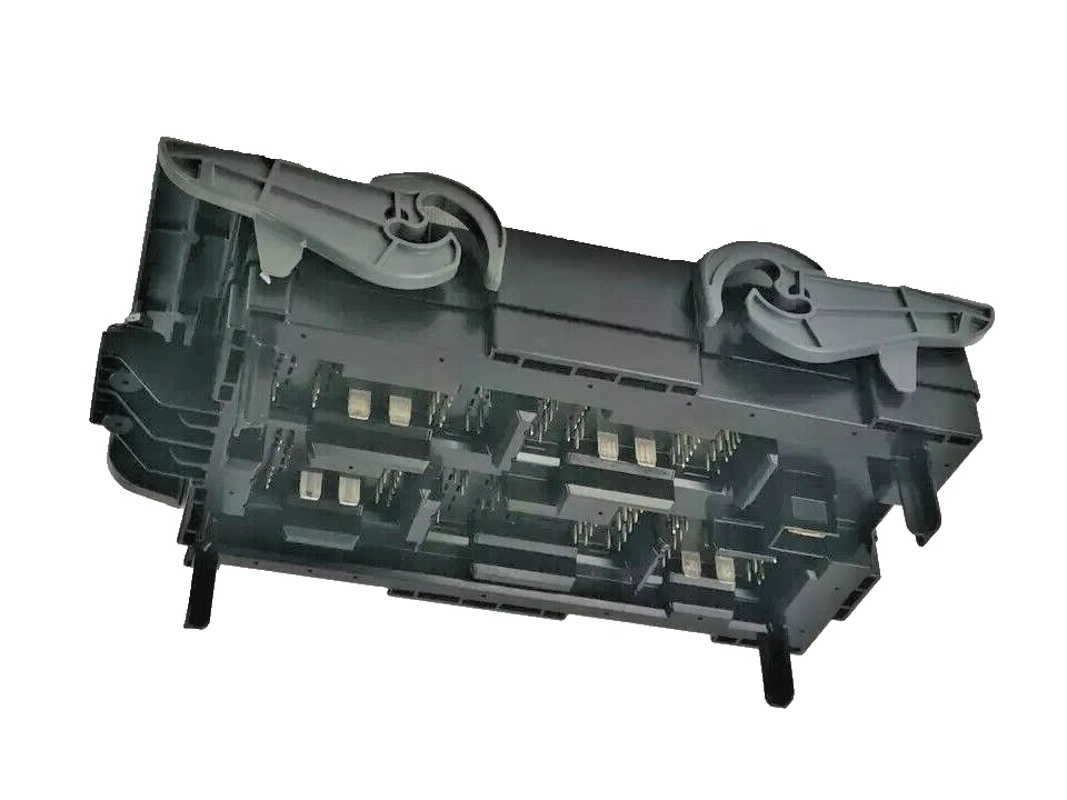 07 - 09 Chevrolet GMC Cadillac Fuse Junction Box Relay Power Block 25905683 OEM - Image 2 of 4