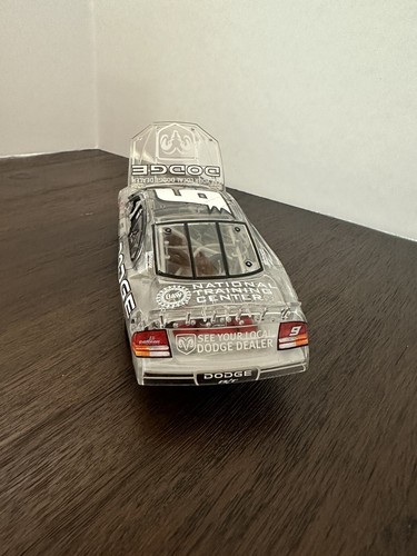 2002 Action Collectibles #9 Bill Elliott Dodge Clear Stock Car 1:24 Scale - Picture 3 of 6