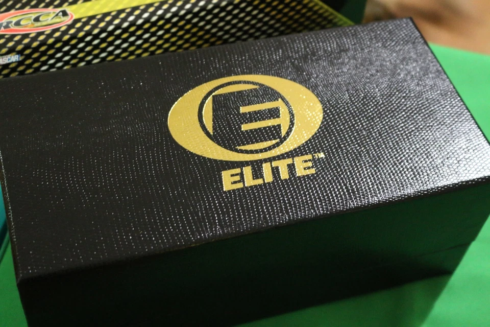 Kevin Harvick #29 GM Goodwrench 2002 Monte Carlo Elite 1/#7500 ACTION ELITE 1:24 - Image 3 of 4