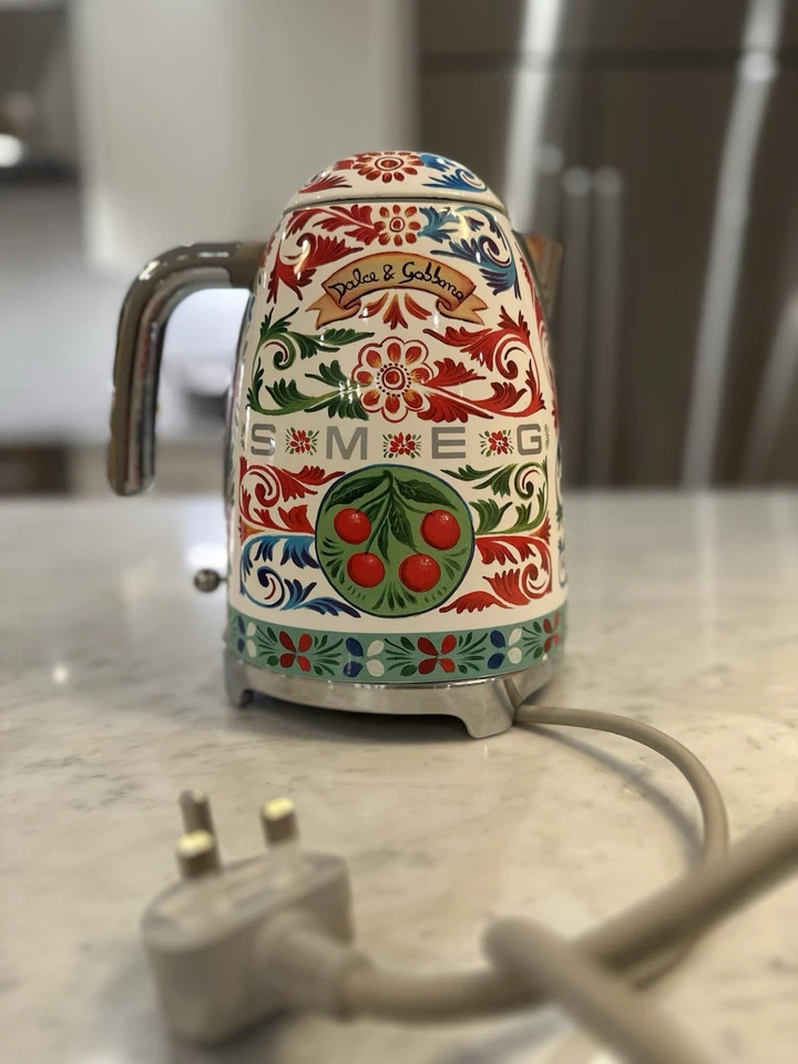 DOLCE&GABBANA × SMEG Electric Kettle Vivid Color Ultra Rare Limited Edition 1.7L - Image 4 of 4