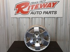 07-10 Fj Cruiser Wheel 17 X 7.5 Oem 6 Spoke 07-10 Fj Cruiser Wheel 17 X 7.5 Oem 6 Spoke