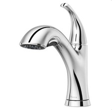 Pfister Wray Pull-Out Sprayer Kitchen Faucet Deckplate Included Polished Chrome