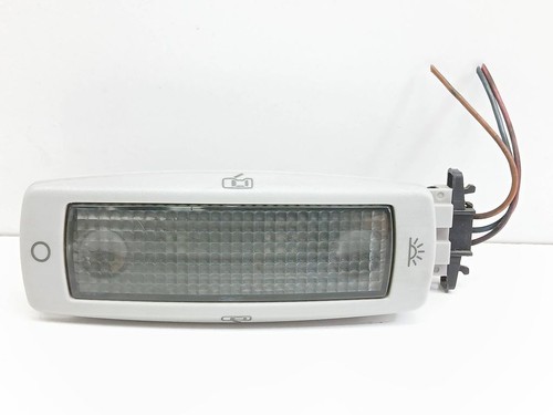 Volkswagen Golf IV 1999 Hinten rechts Fondbeleuchtung 3B0947291 UST132206