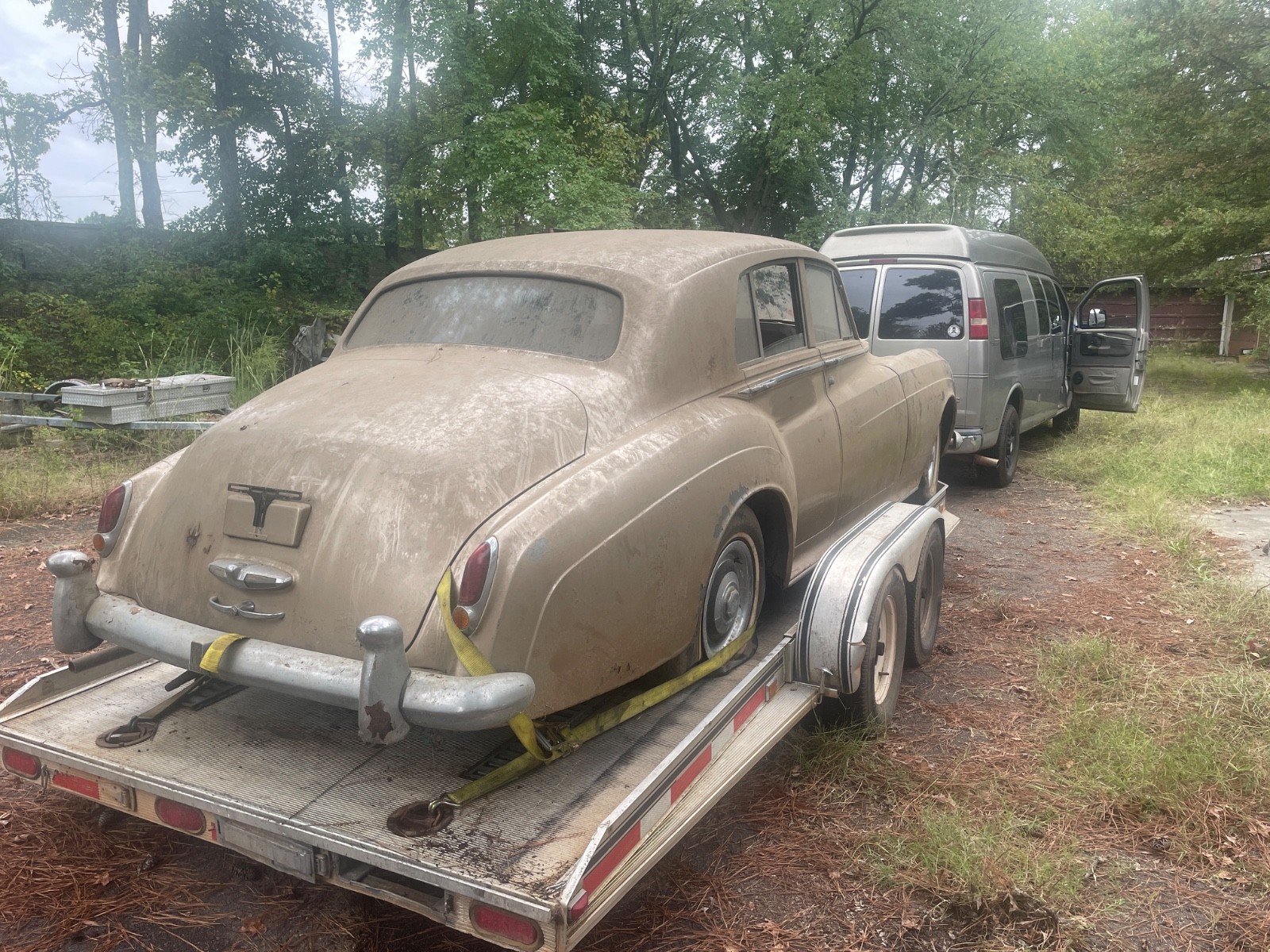 ROLLS ROYCE SILVER CLOUD SPEEDO. LARGEST USED 1955-65 BENTLEY INVENTORY ON EARTH