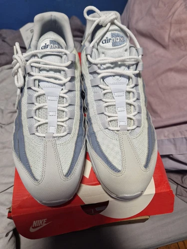 nike air max 95 essenziali 2018