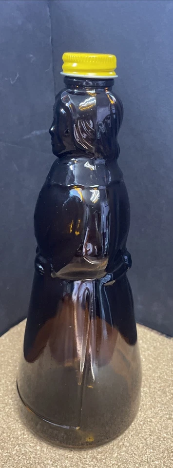 Vintage Mrs. Butterworth Syrup Bottle Amber Glass Yellow Metal Cap 10 inch EUC - Image 2 of 4