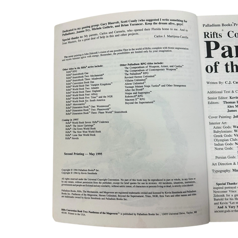 Panteones del Megaverso Paladio Libros Presenta Grietas Libro Conversión 2 Foto 4 de 4