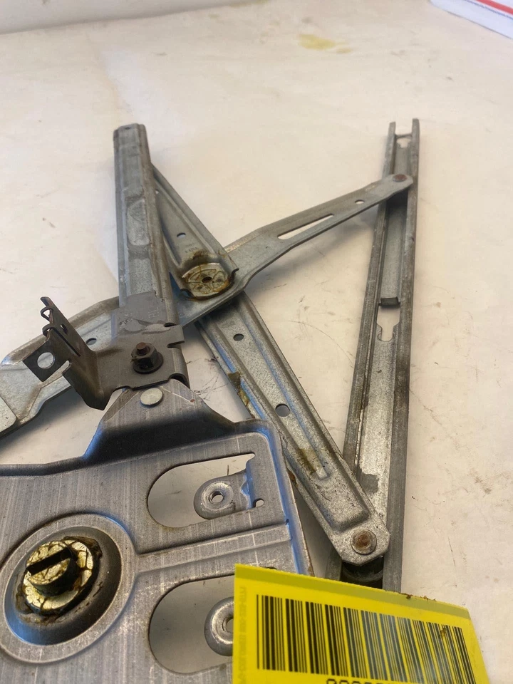 CHRYSLER CIRRUS 1995-1996 ventana trasera regulador eléctrico lado del conductor izquierdo derecho Foto 2 de 4