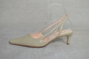 hobbs kitten heels