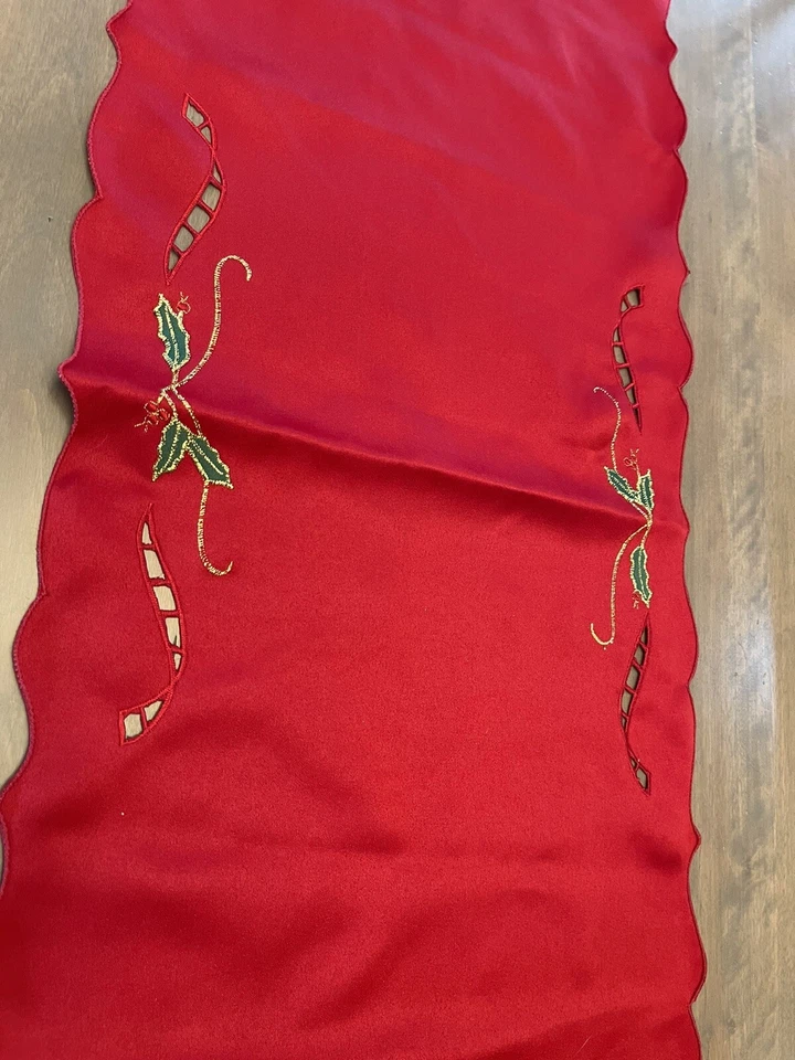 Lenox Holiday Red Nouveau Cutwork 14 X 90" Table Runner Preowned - Image 4 of 4