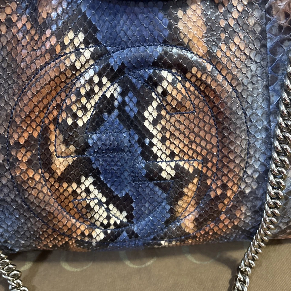 Gucci Python Large Soho Chain Hobo Beige Pristine Condition with dust bag - Image 4 of 4