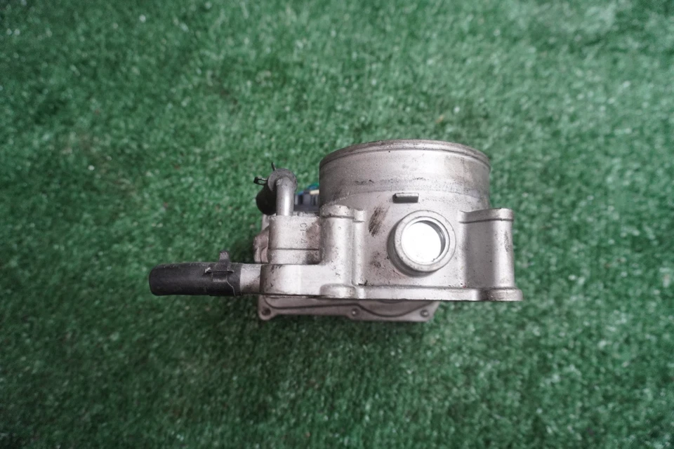 KIA Sorento 2013 2014 2015 motor 3,3 L carrocería del acelerador fabricante de equipos originales 101 k millas 351003CAA0 Foto 3 de 4