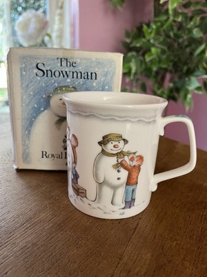 Royal Doulton Snowman Collection Building The Snowman Tasse. Bone China. Neu