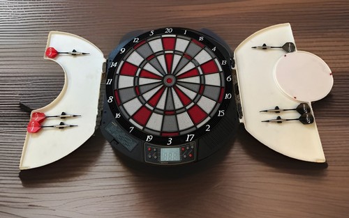Rare Halex Orb 2 Electronic Dartboard 8 Play 26 Games 82 Levels 6 Darts Cabinet