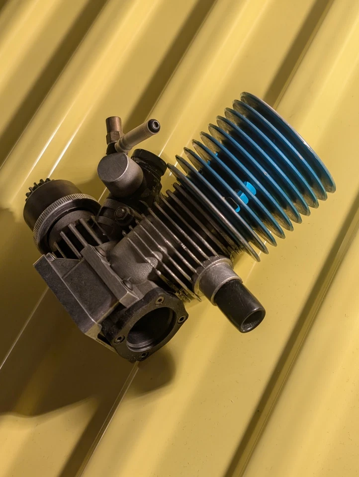 Picco P3 .21 Off-road RC Buggy/Truck Motor 1:8 - Bild 3 von 4