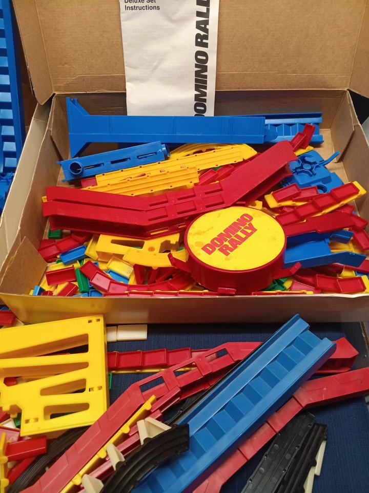 800+HUGE LOT Domino Rally Deluxe Set  1989 Pressman Toy Corp Vintage NO ROCKETS - Image 4 of 4
