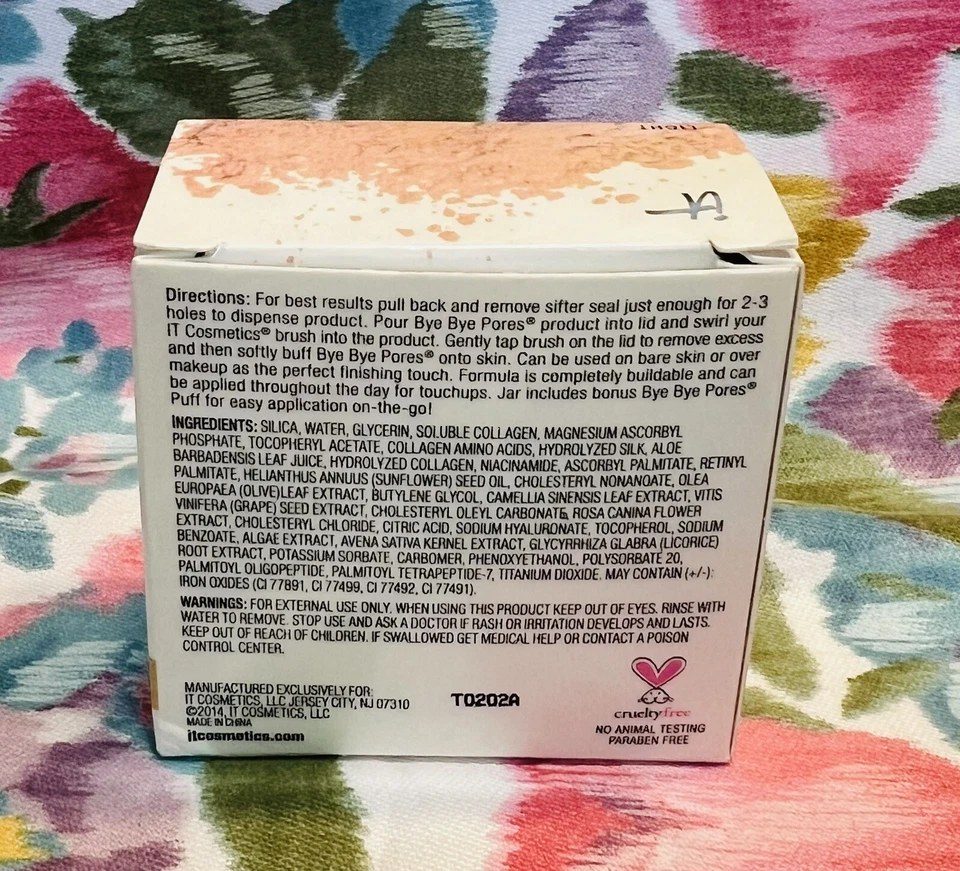 IT COSMETICS -  Bye Bye Pores Loose Powder - LIGHT - 0.24 oz FULL SIZE - NIB - Image 3 of 3