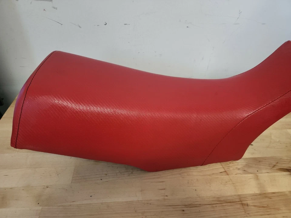 1982 83 YAMAHA YZ 490 сиденье WIYH новый чехол 5 x 6 W2473-10-00 новый винил. - Изображение 3 из 4