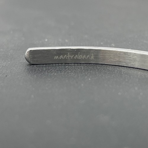 Mantraband Silver Inspirational Bangle Bracelet Dance Love Sing Live - Picture 2 of 5