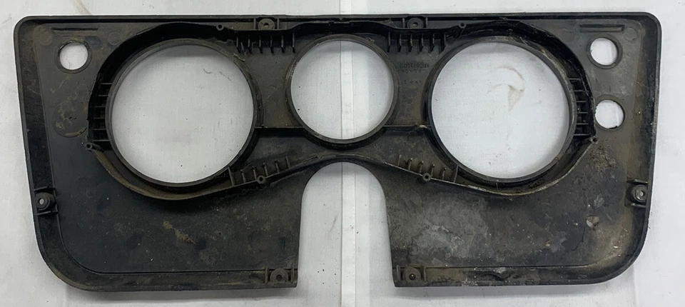1967-1972 OEM CHEVROLET GMC JIMMY BLAZER C10 20 30 BASE GAUGE PLASTIC TRIM BEZEL - Image 2 of 4