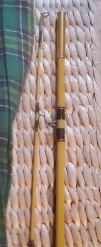 Near Mint Vintage Fenwick Grizzly Custom Made Fiberglass 2pc Fly Rod W/sock - Picture 8 of 9