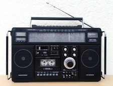 GHETTOBLASTER   GRUNDIG  RR  1140  HiFi  STEREO RADIO RECORDER