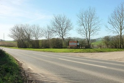 Photo 6x4 A3066 at Bingham's Farm The Mount/SY4896 Looking left at the s c2017