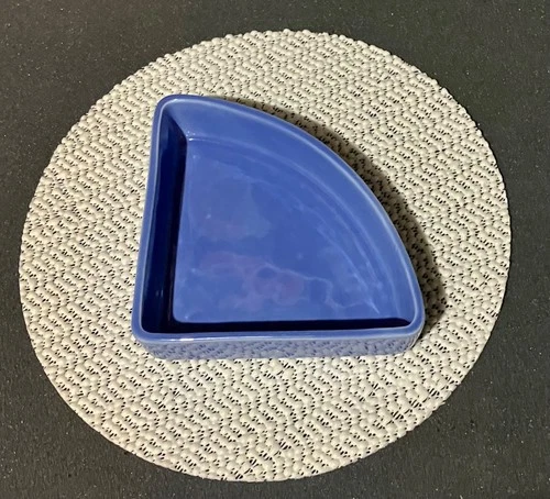 VINTAGE FIESTA HARLEQUIN RELISH TRAY INSERT IN MAUVE BLUE