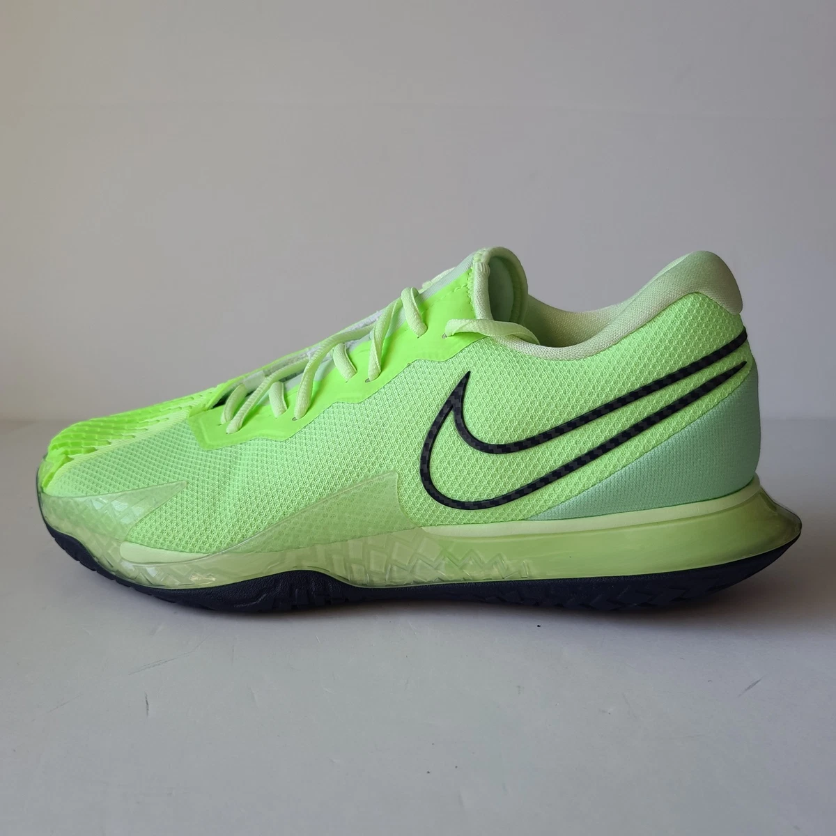 Nike Court Air Zoom Vapor Cage 4 Ghost Green Volt for Sale