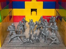 MARX TOYS RECAST 60 MM US ARMY LATER COMBAT GI SETS 16 FIGURES