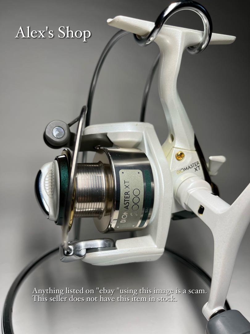 シマノ バイオマスターXT ホワイト スピニングリール 青ライン 収納袋付き シマノ バイオマスターXT スピニングリール