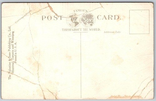 Postcard Manitoba Winnipeg MB A Section of the Financial Centre Canada Banks - Picture 2 of 2